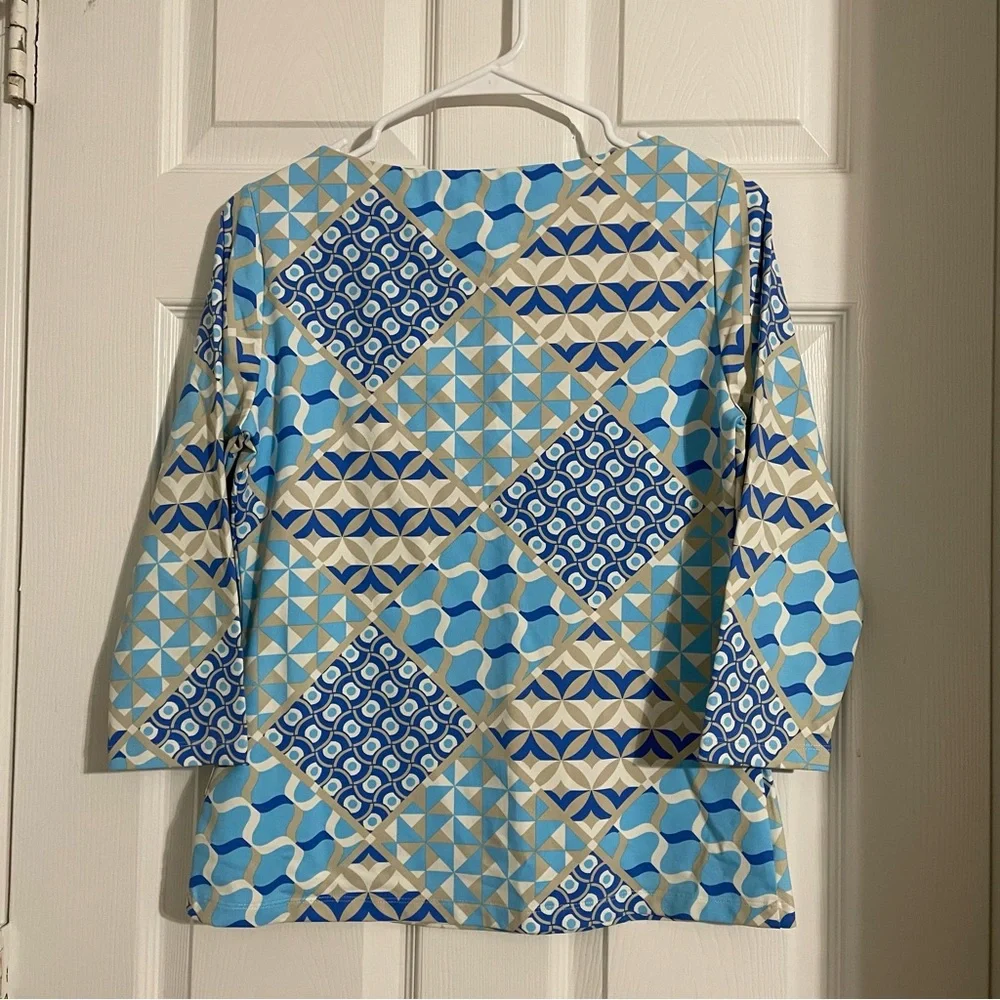 NWT J. McLaughlin Catalina Cloth Wavesong Geo Print Signature T-Shirt - Picture 2 of 3